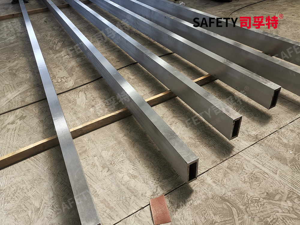 精制鋼(精制鋼)、型鋼、直角方管之間的區別,各自應用在哪方面?- 廣州司孚特精制鋼(圖1) 1.jpg