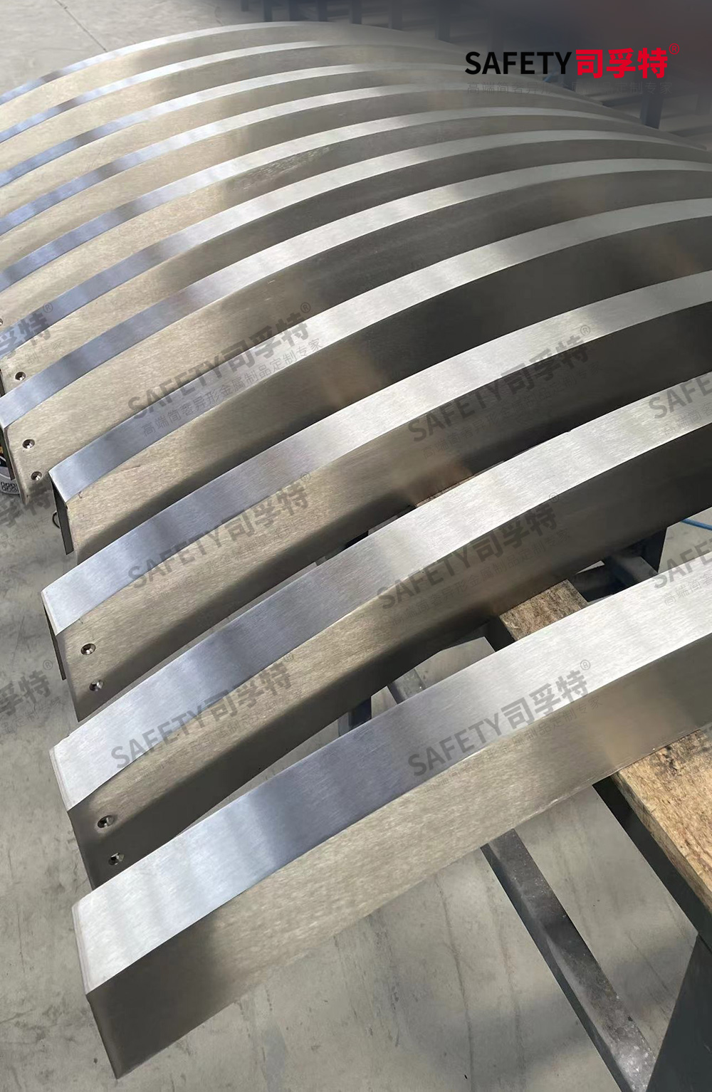 司孚特專業不銹鋼護欄立柱、不銹鋼駁接、玻璃夾具、不銹鋼精致鋼圓管方管生產廠家(圖9) 1 (3).jpg