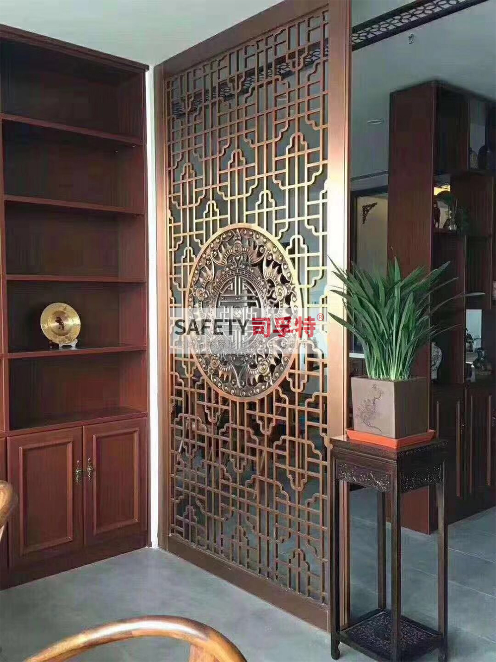 不銹鋼屏風(fēng)款式多樣，如何選擇適合自己的？[不銹鋼屏風(fēng)、鋁雕屏風(fēng)](圖3)