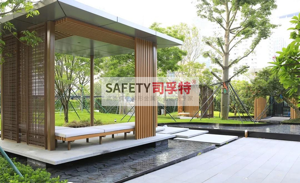 庭院景觀設(shè)計:精制不銹鋼(鋁藝)涼亭搭配智能遮陽(圖1) 庭院景觀設(shè)計:精制不銹鋼(鋁藝)涼亭搭配智能遮陽(圖1)